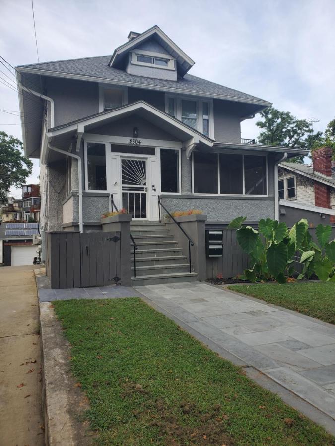 Sts - Single Traveler Studio -Black Door Washington Ngoại thất bức ảnh